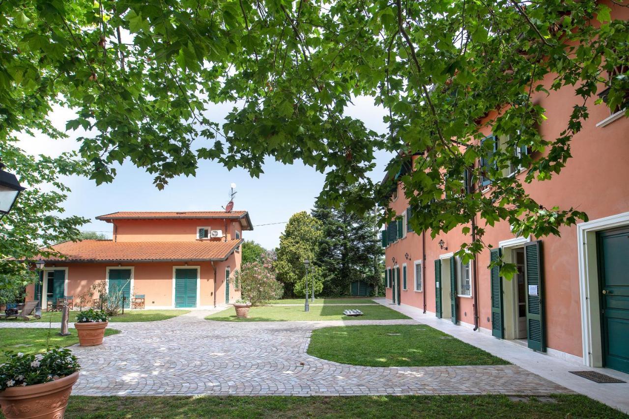 Relais Villa Isabel 彼得拉桑塔 外观 照片
