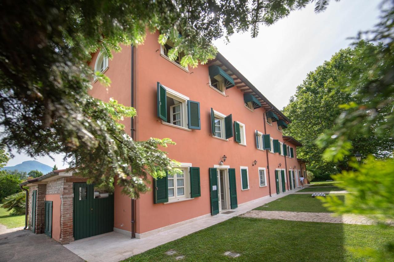 Relais Villa Isabel 彼得拉桑塔 外观 照片